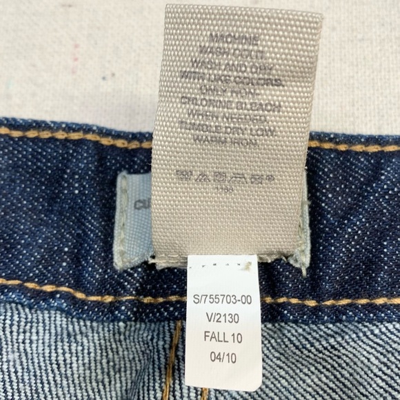 GAP~NWT~Women’s Curvy Flare‎ Dark Vintage Mid Rise Jeans~Sz 8/29R - Picture 14 of 14